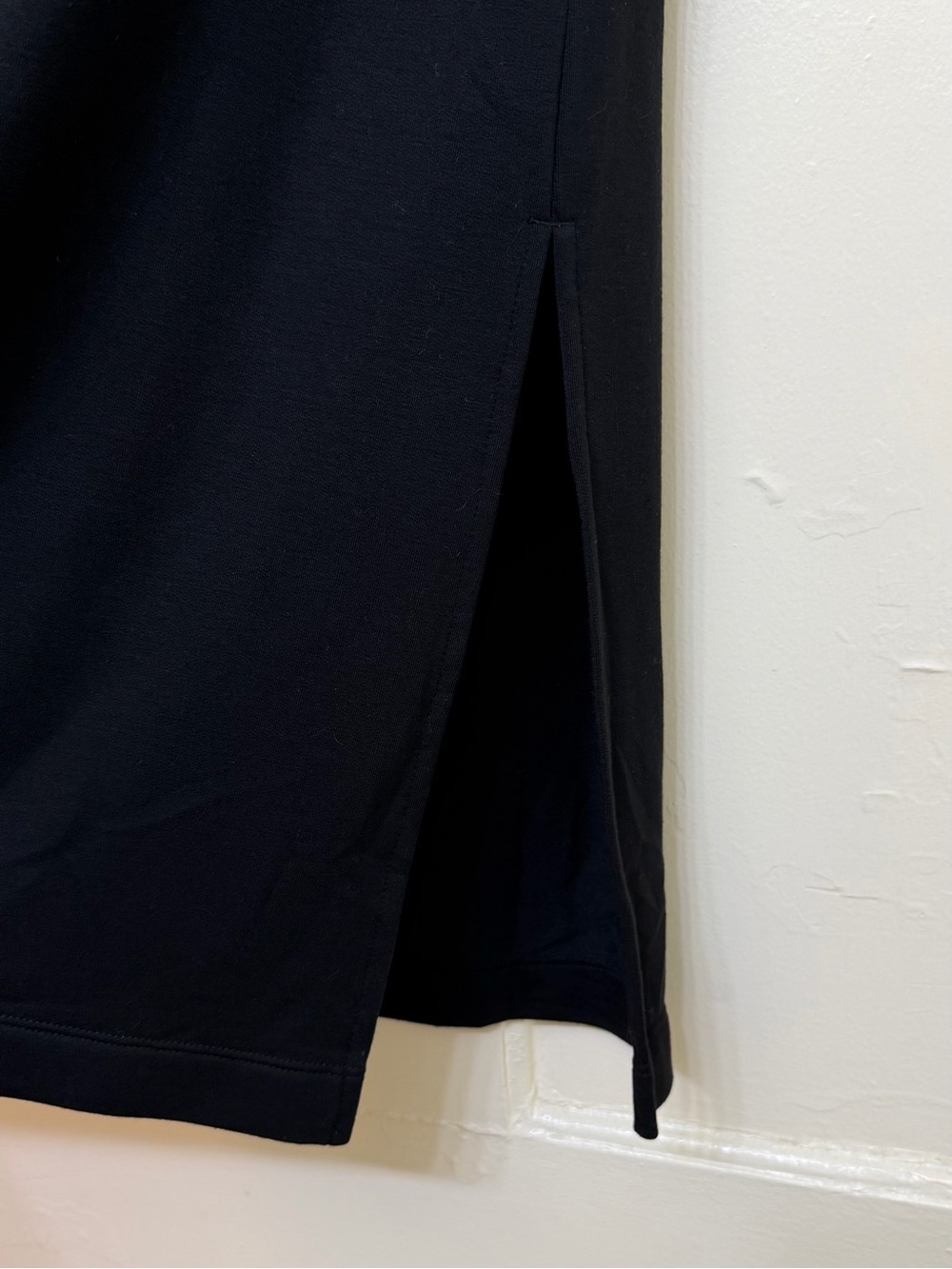 Lou & Grey Signaturesoft Pocket Midi Skirt - Picture 5 of 7